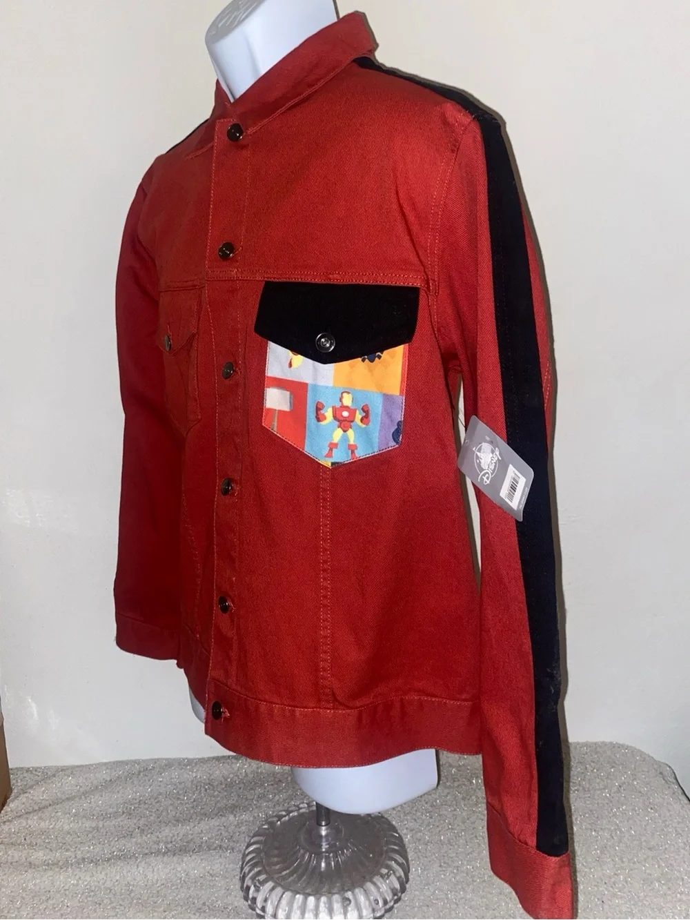 Disney Marvel RARE MISPRINT Up Side Down Patch In Back, Jean Jacket Mens SZ M